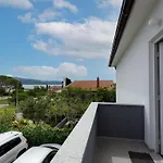 Apartment Charming And Tranquil Krk Center
