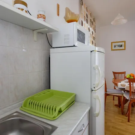 Charming And Tranquil Krk Center Apartment *