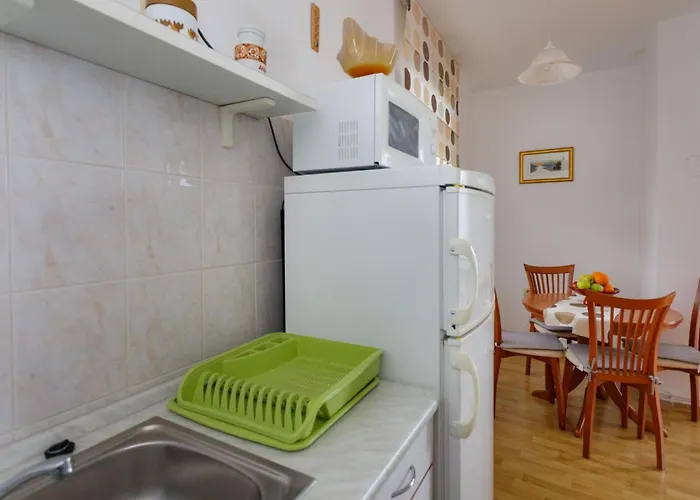 Charming And Tranquil Krk Center דירה *