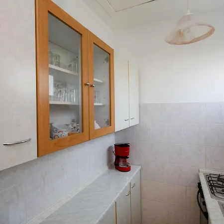 Apartamento Charming And Tranquil Krk Center Krk Town